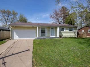 1008 Summit Hills Dr, Bettendorf, IA 52722
