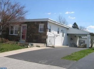 1325 Midland Rd, Conshohocken, PA 19428