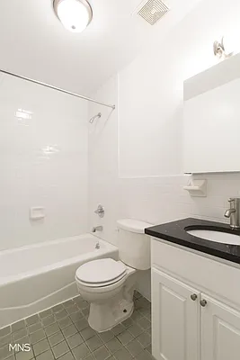 Rented by MNS Marketing | media 23