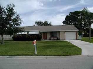 1315 SE Vestridge Ln, Port Saint Lucie, FL 34952