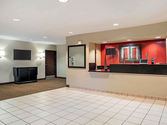 Lobby and Guest Check-in