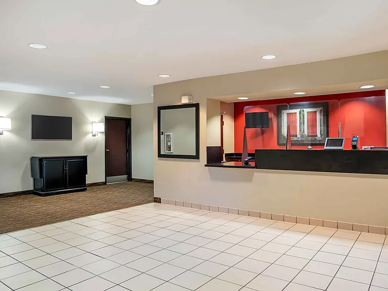 Lobby and Guest Check-in