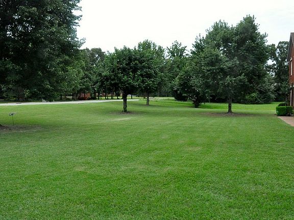 5th image of 804 Eagle Mountain Blvd