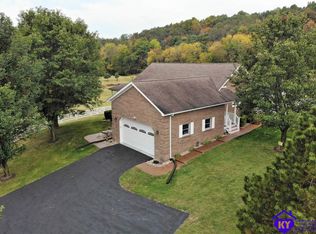 6035 Salt River Rd, Rineyville, KY 40162