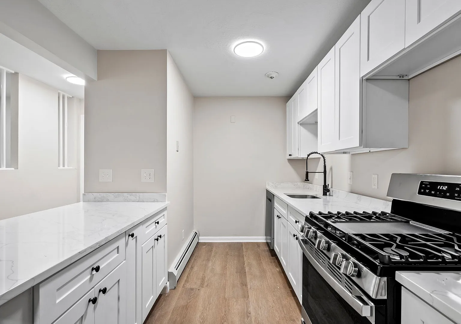 Newly Renovated 2 Bed/1.5 Bath in Cranston! — Photo 2