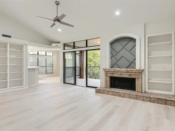 1000 Liberty Park Dr APT 302, Austin, TX 78746