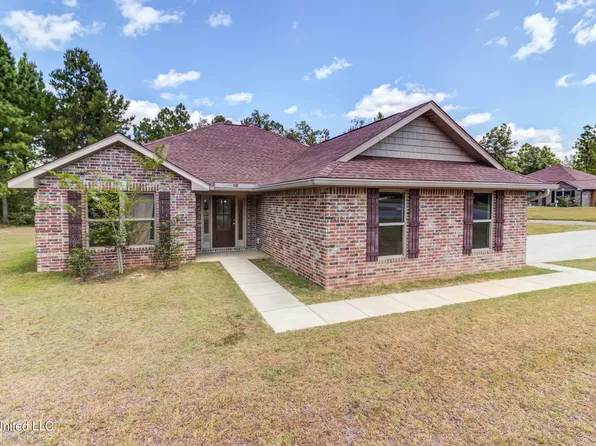 19619 Rudd Dr, Saucier, MS 39574