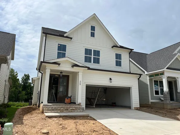 329 Catheys Creek Cir, Wendell, NC 27591