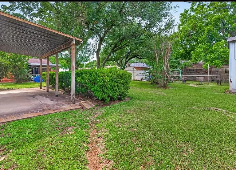 2220 Ripple Creek Dr — Photo 12