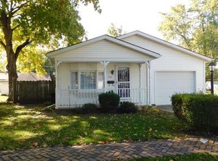 732 W Prairie St, Pontiac, IL 61764