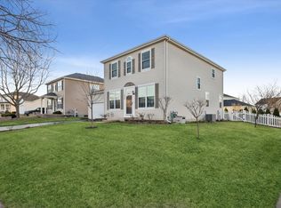 1880 Bluestem Cir, Aurora, IL 60504