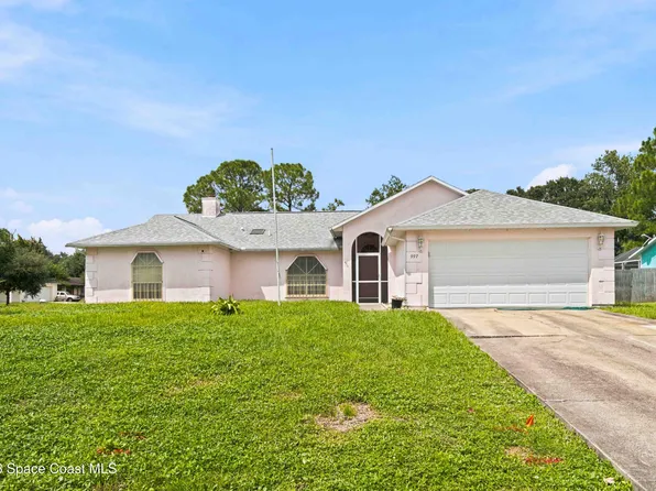 997 Hood St NW, Palm Bay, FL 32907