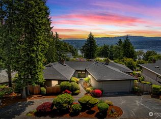 4290 95th Ave SE, Mercer Island, WA 98040