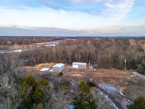 5th image of 413285 E 1140th Rd