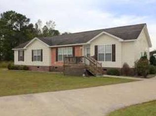 1130 Haw Branch Rd, Beulaville, NC 28518