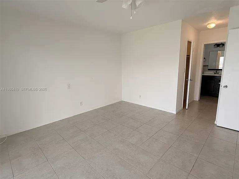 2223 Park Ln #306 — Photo 9