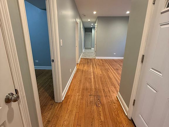 4th image of 8053 S Hermitage Ave #1