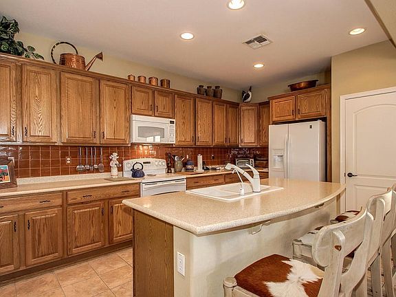 4th image of 13531 W Nogales Dr