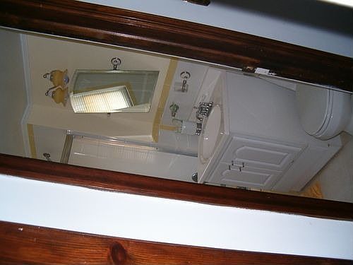 1ST FLOOR BATH