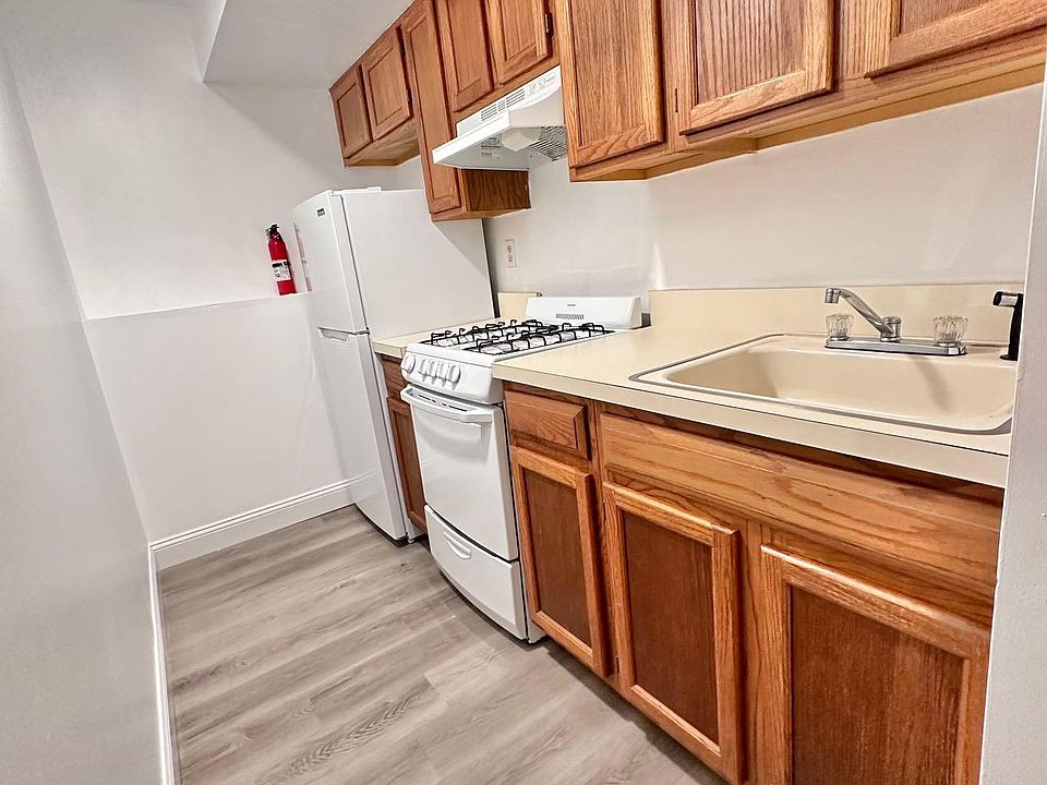 160 Bathgate St 1, Staten Island, NY 10312 Zillow