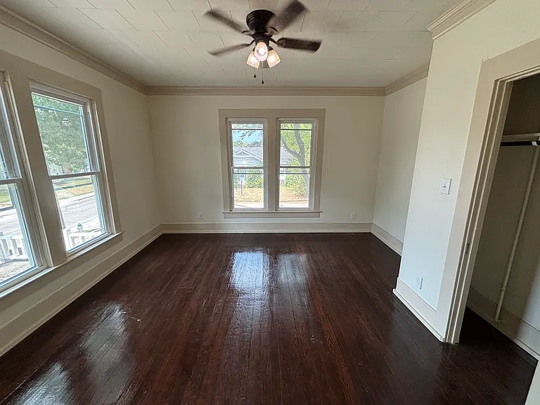Another private bedroom_clean, simple, and comfortable