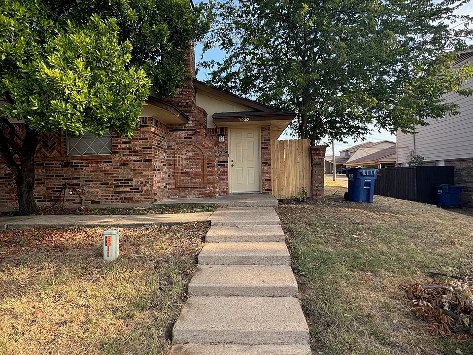 3320 Ambassador Row #3320