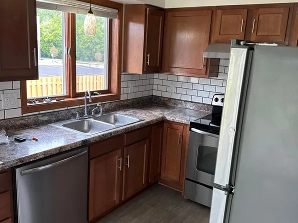 111 Westbrook Dr, Oshkosh, WI 54904