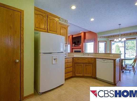 5th image of 9219 S 171st St