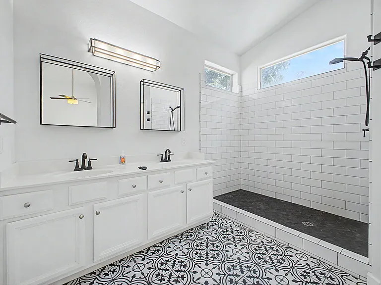 7251 E Lakeview Ave — Photo 19