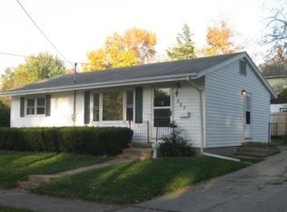 303 Clough St, Waterloo, IA 50701
