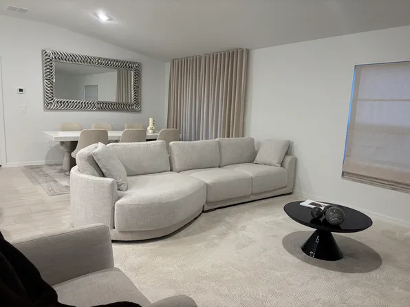 3719 Capital Reserve Dr, Plant City, FL