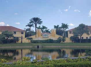 15049 SW 8th Ter, Miami, FL 33194