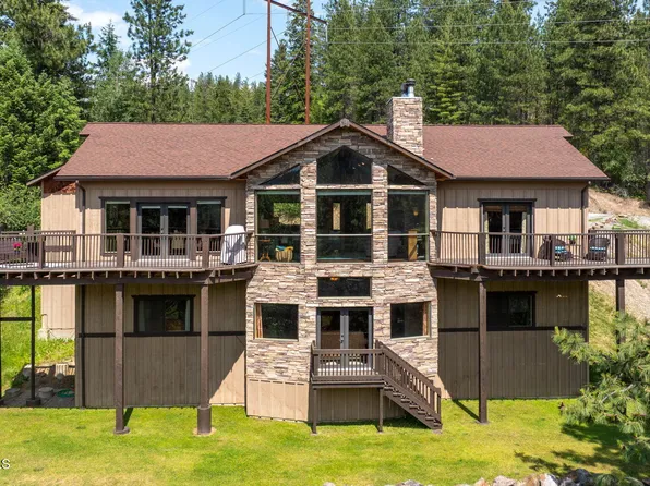 602 Country Club Ln, Pinehurst, ID 83850