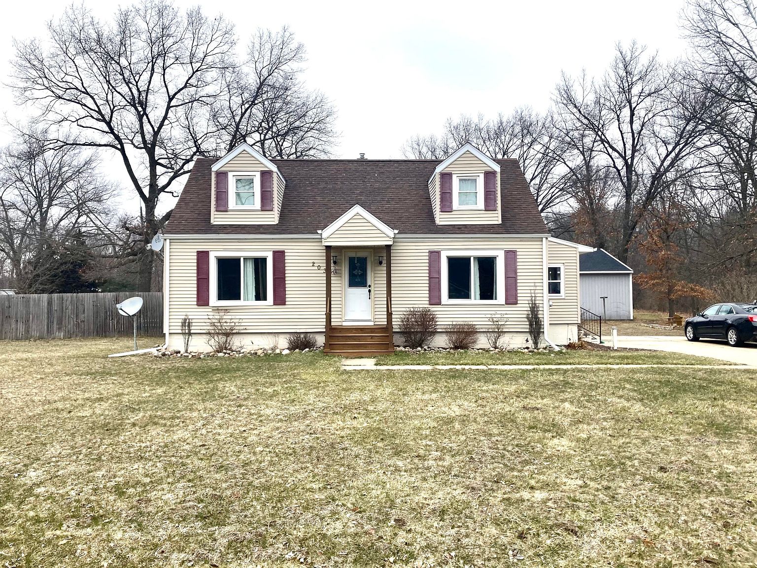 203 Poulsen Ave, Battle Creek, MI 49014 Zillow