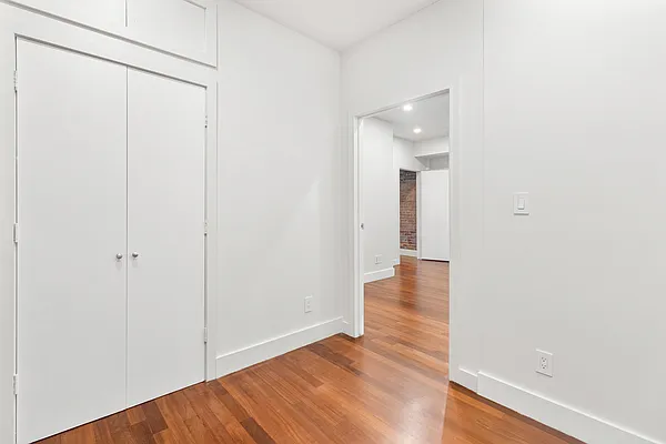 Rented by Mirador Real Estate | media 38
