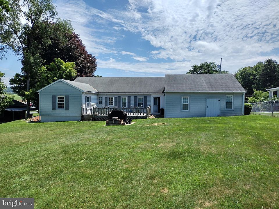 2nd image of 20 Twin Hill Dr