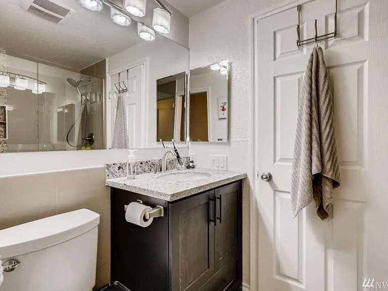 14430 NE 30th Pl #30A — Photo 10