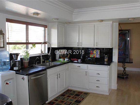 4th image of 8812 Silvagni Dr