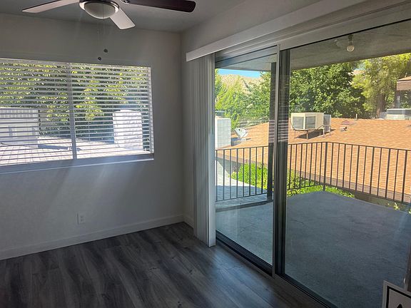 4th image of 55130 Airlane Dr