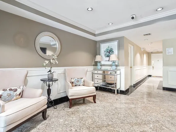 14116 84th Dr APT 1C, Jamaica, NY 11435
