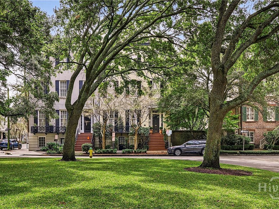1st image of 203 W Charlton Street