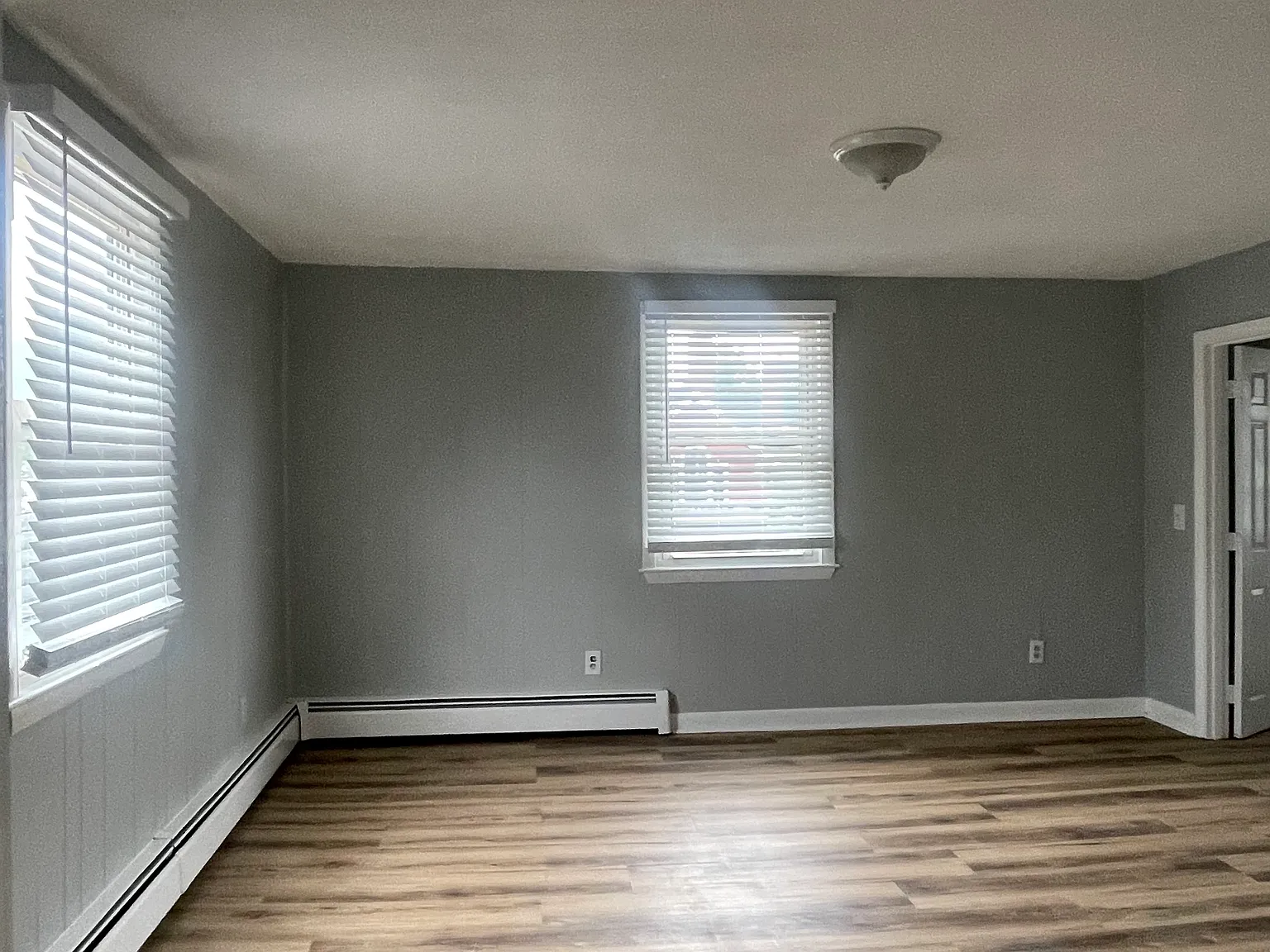 2 bed, 800 sqft, $2,000 — Photo 2