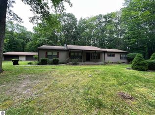 2300 W Cedar Rd, Harrison, MI 48625