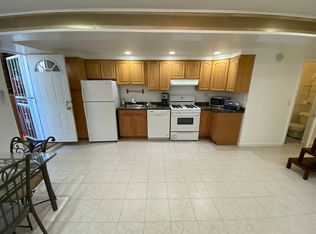 1806 Shore Blvd #1, Brooklyn, NY 11235