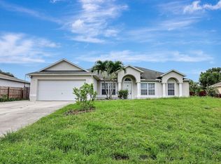 4662 SW Alpha St, Port Saint Lucie, FL 34953
