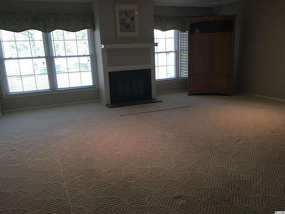 4th image of 486 Greenview Dr