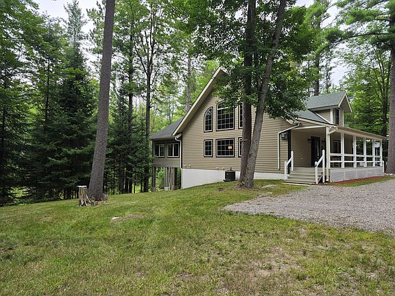 2nd image of 3935 Tara Ln