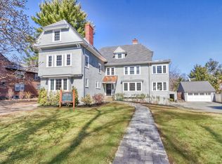 10 Upland Rd #10, Natick, MA 01760