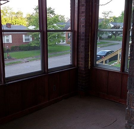 4th image of 2743 Gilbert Ave