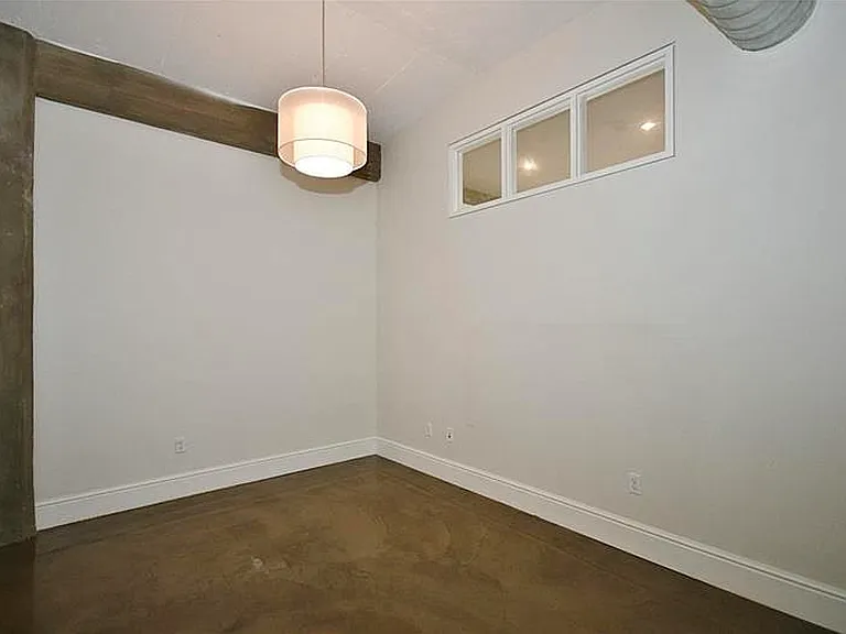 3644 Penn Ave #202 — Photo 3